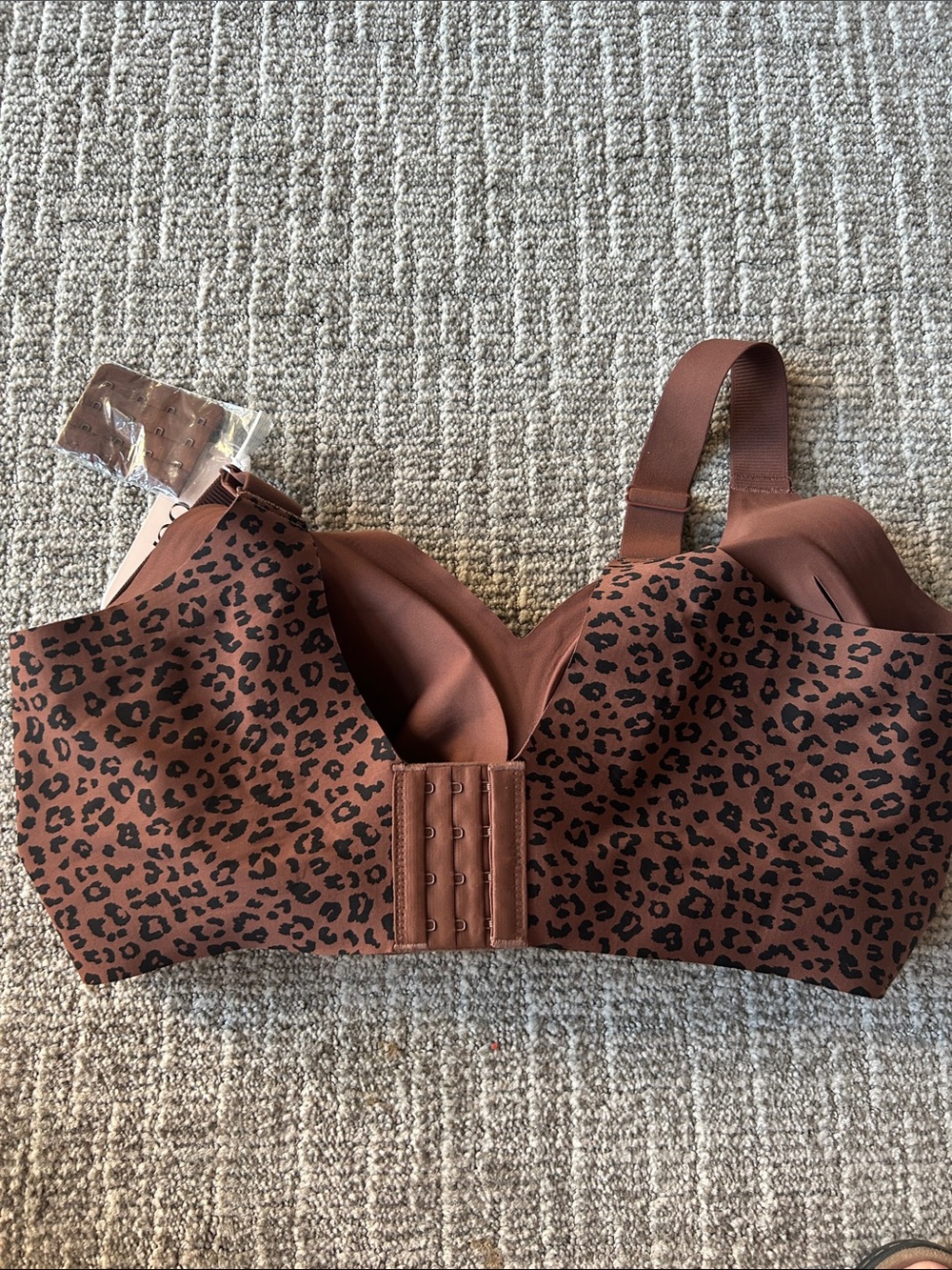Wireless Leopard-Print Comfort Bra in Brown - Picture 5 of 6